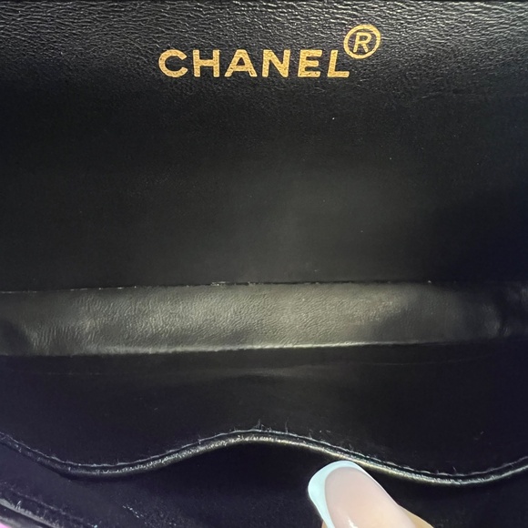 RARE CHANEL DOUBLE FACE PATENT BLACK - Picture 6 of 6